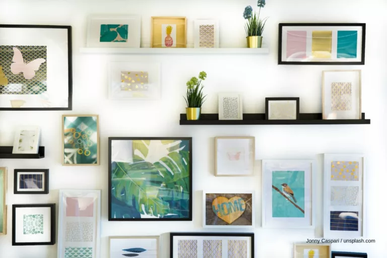 Create a unique Wall decoration for the bedroom